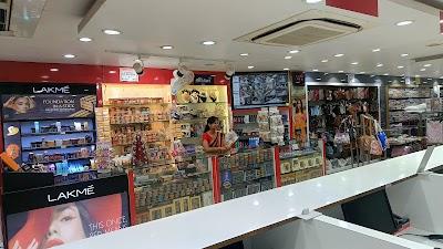 GYM16VVZ8Y3E_COUNTRY_MART_ChIJqfM5DC8b8jkRN5WYf8DQcxw_2