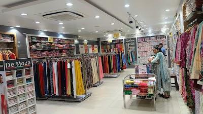 GYM16VVZ8Y3E_COUNTRY_MART_ChIJqfM5DC8b8jkRN5WYf8DQcxw_3