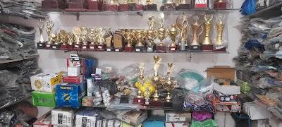 GYMS56KUCNN5_Royal_Sports_Begusari_ChIJOcoWmZkb8jkRBmTrWccQJJA_1