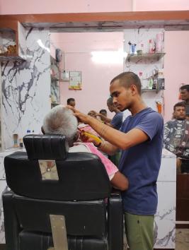 PARLNXECZ0UL_Classic_Mens_Parlour_ChIJ8UyjCwAF8jkRnVXEp5FkIiM_5